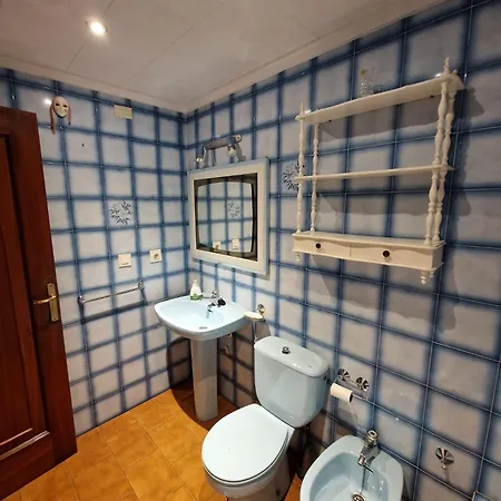2 Bedroom Flat - Pool & Sea View At Playa Acequion *